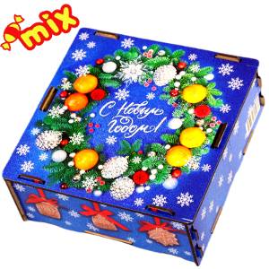 Сладкий новогодний подарок в премиальной упаковке весом 950 грамм по цене 1046 руб с символом 2024 года